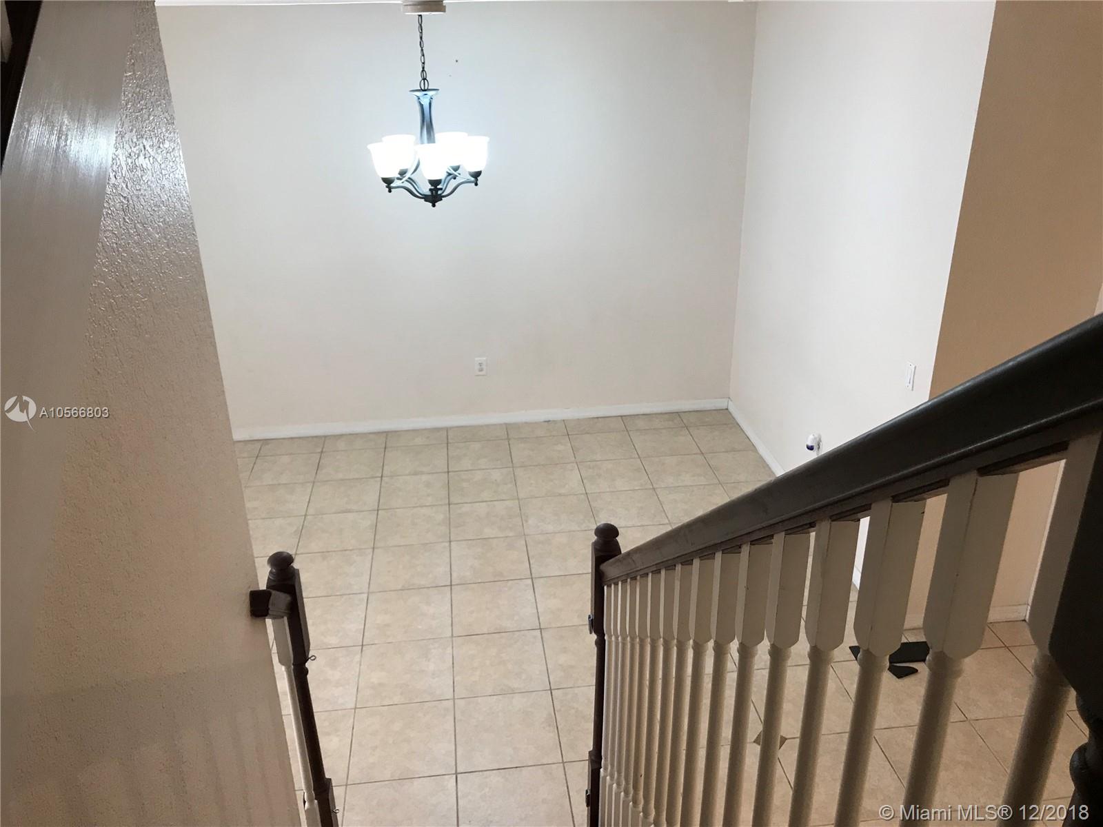 KENDALL BREEZE SOUTH - Residential