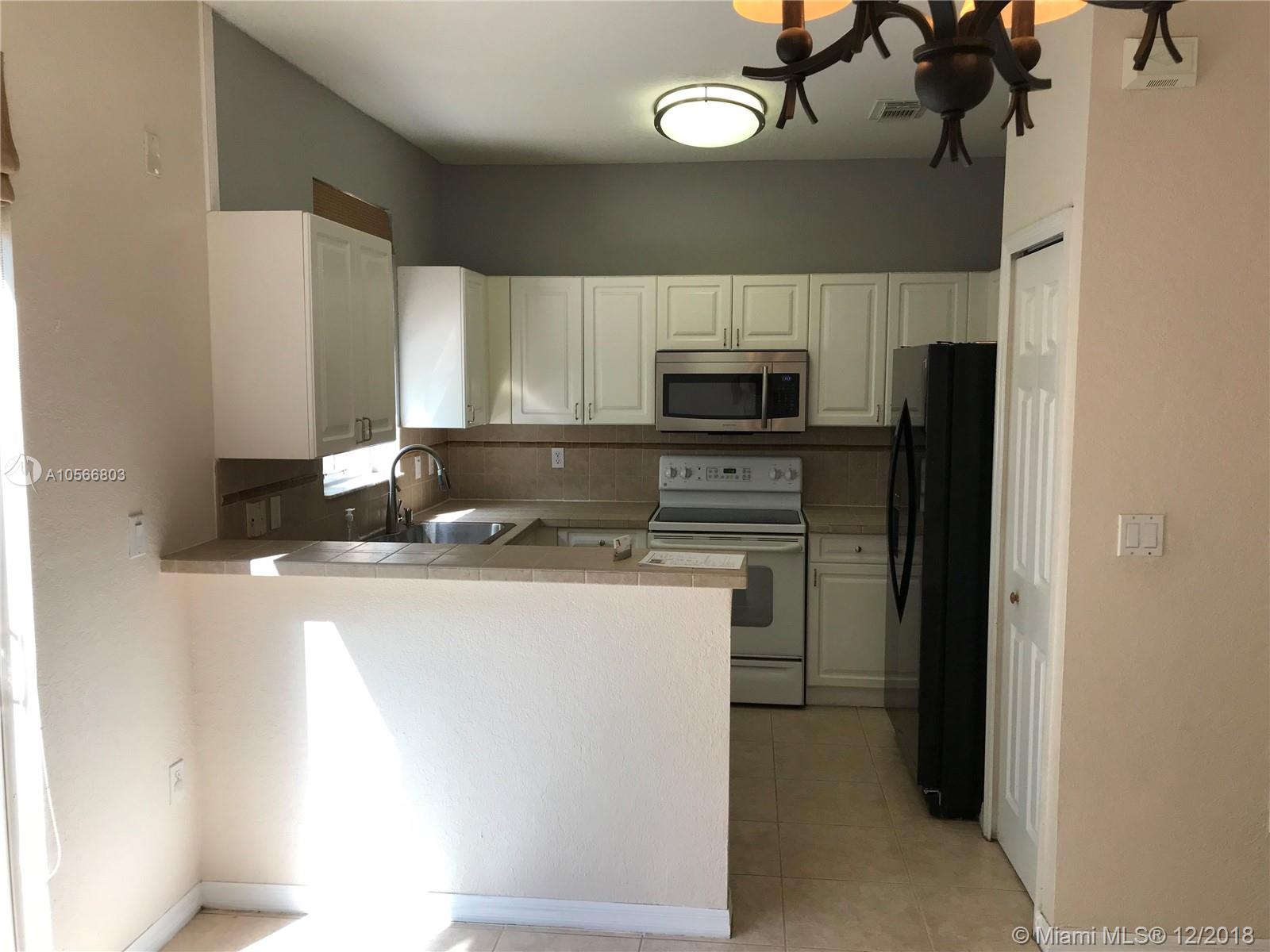 KENDALL BREEZE SOUTH - Residential