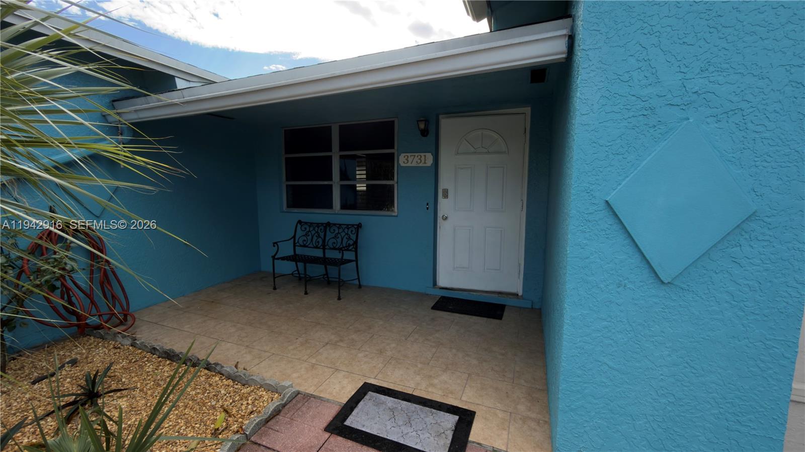 3731 NE 12th Ter