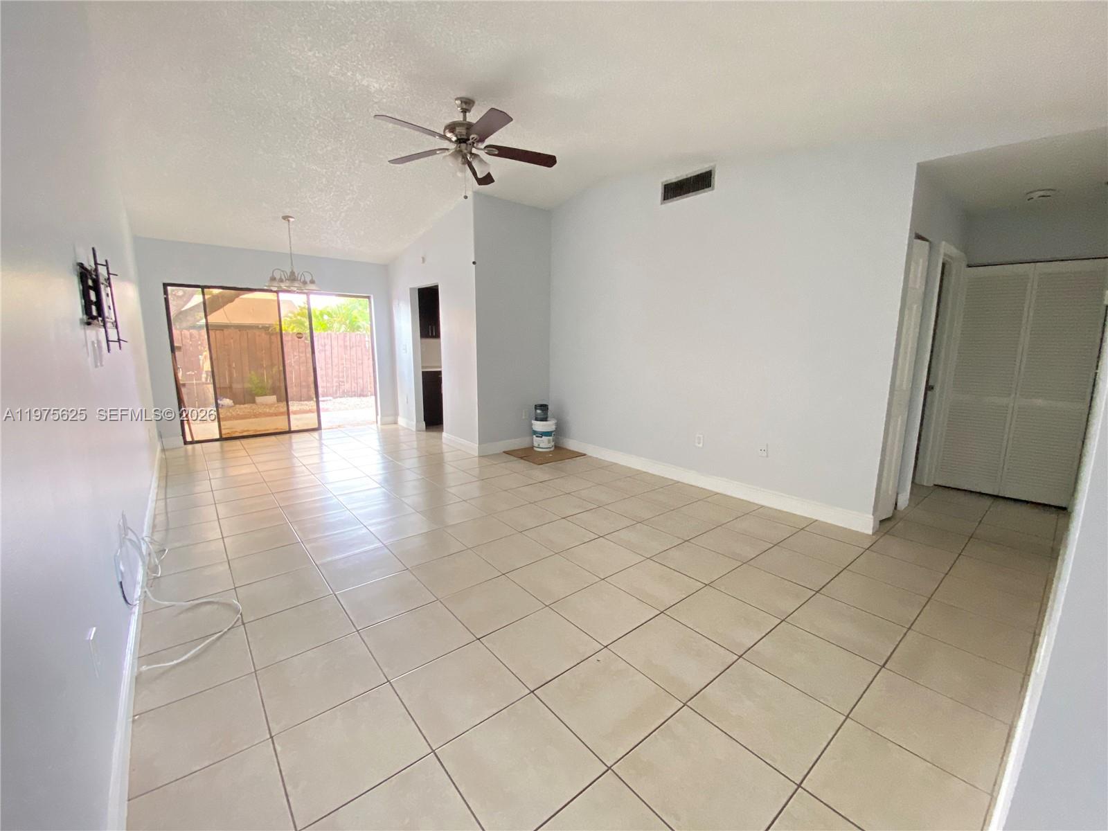 BENT TREE SEC 1 - Residential Lease