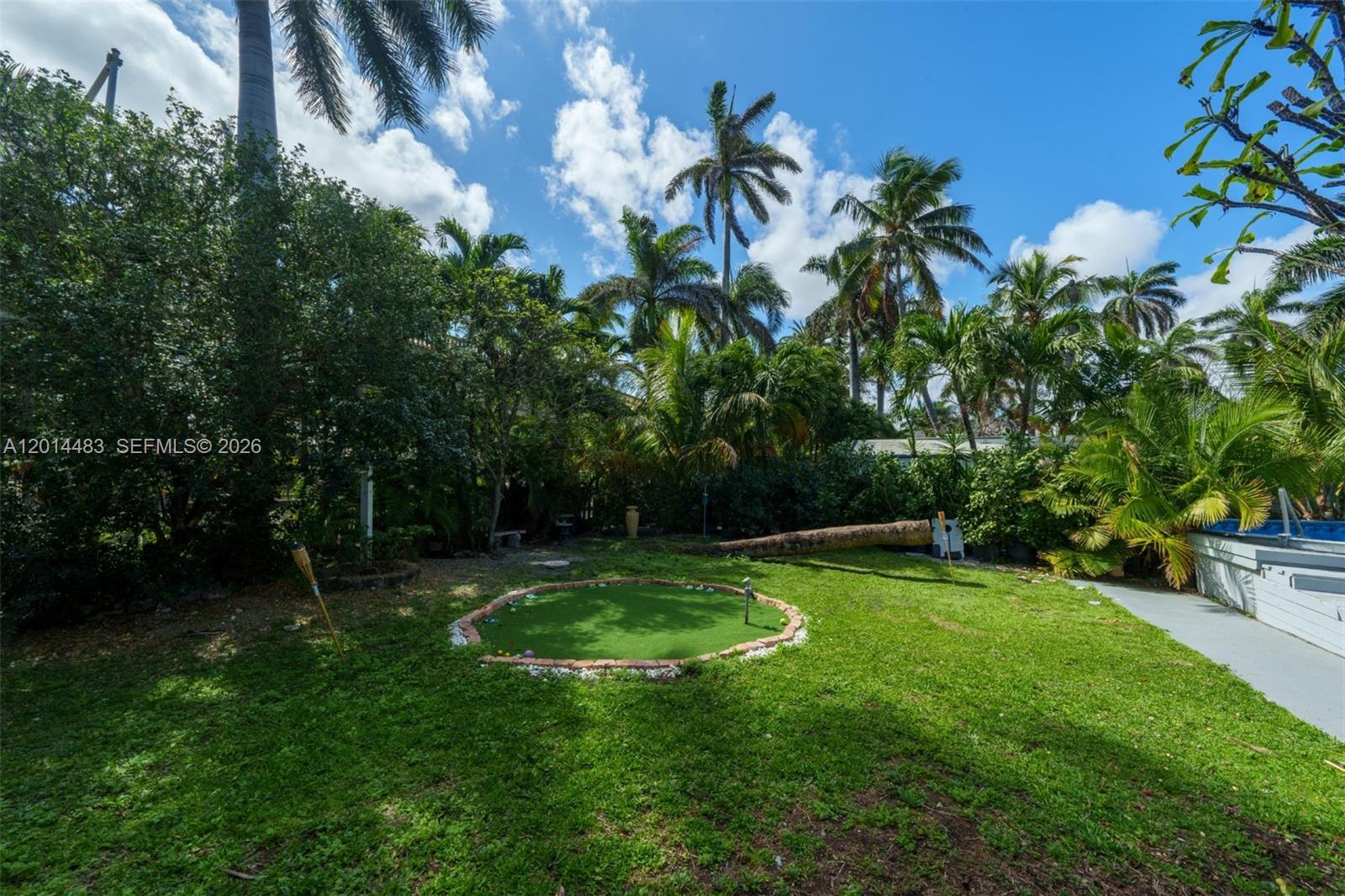 Hollywood, Florida, 33019, United States, 5 Bedrooms Bedrooms, ,3 BathroomsBathrooms,Residential,Active,2052100