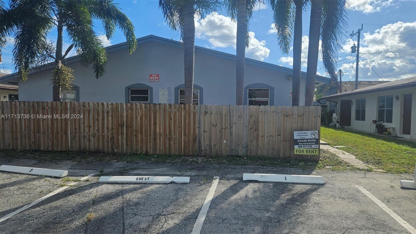 700 Ne 46th Ct 1, Oakland Park, Miami-Dade County, Florida - 2 Bedrooms  
2 Bathrooms - 