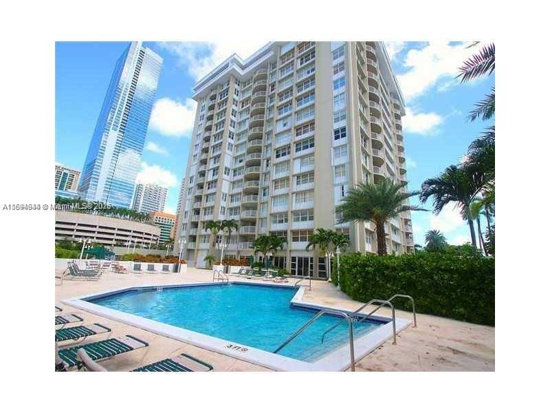 BAYSHORE PLACE CONDO - Residential