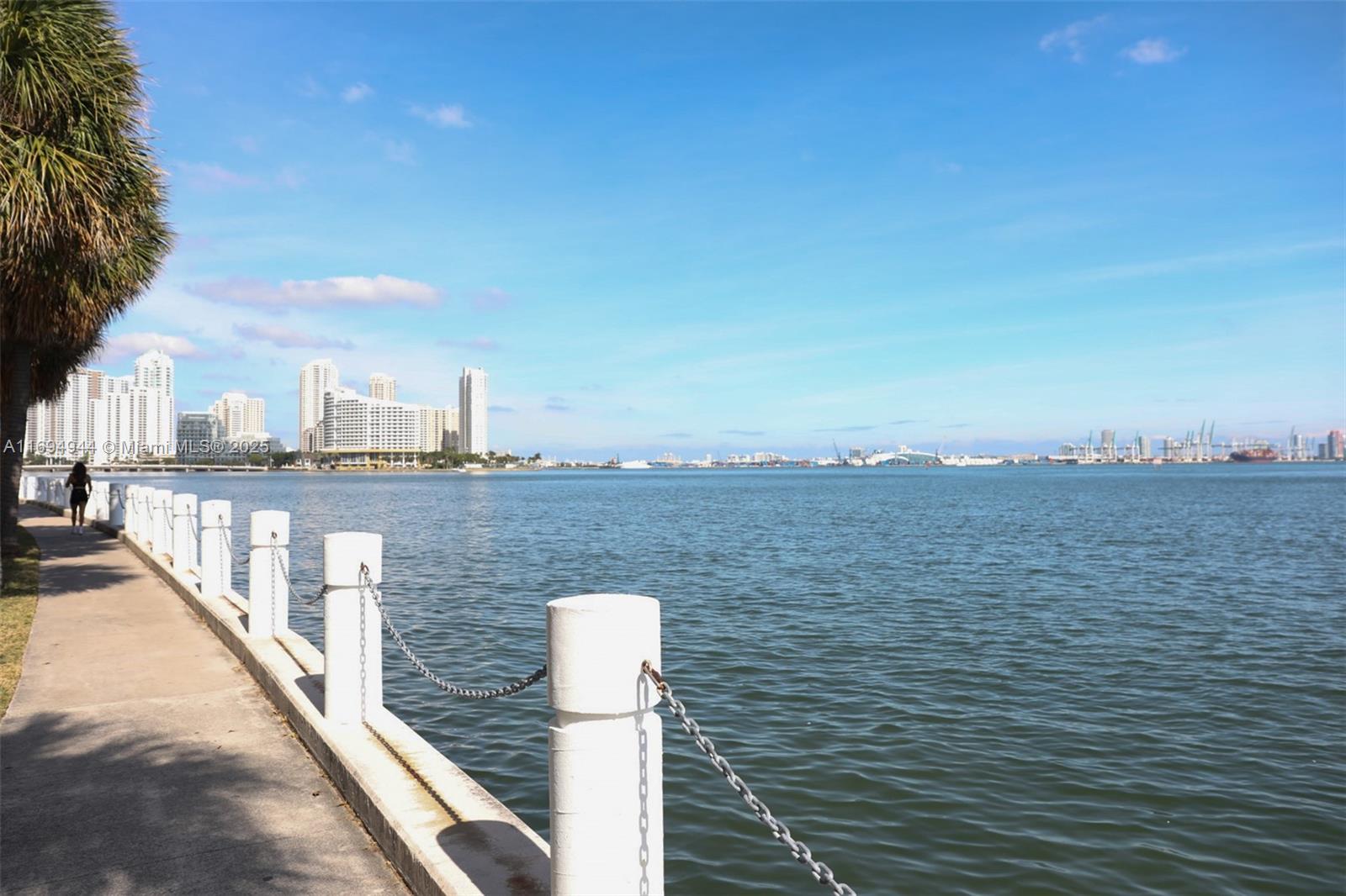 BAYSHORE PLACE CONDO - Residential