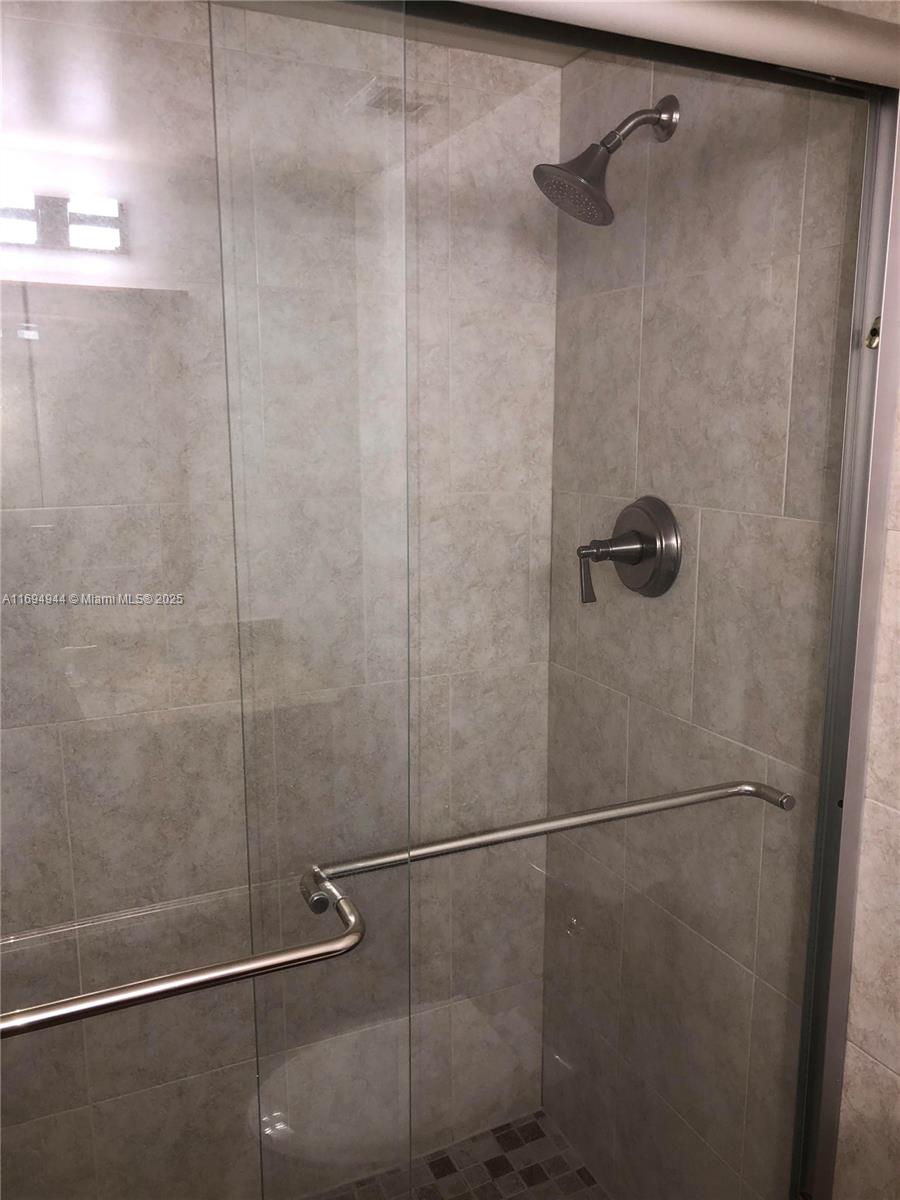 BAYSHORE PLACE CONDO - Residential