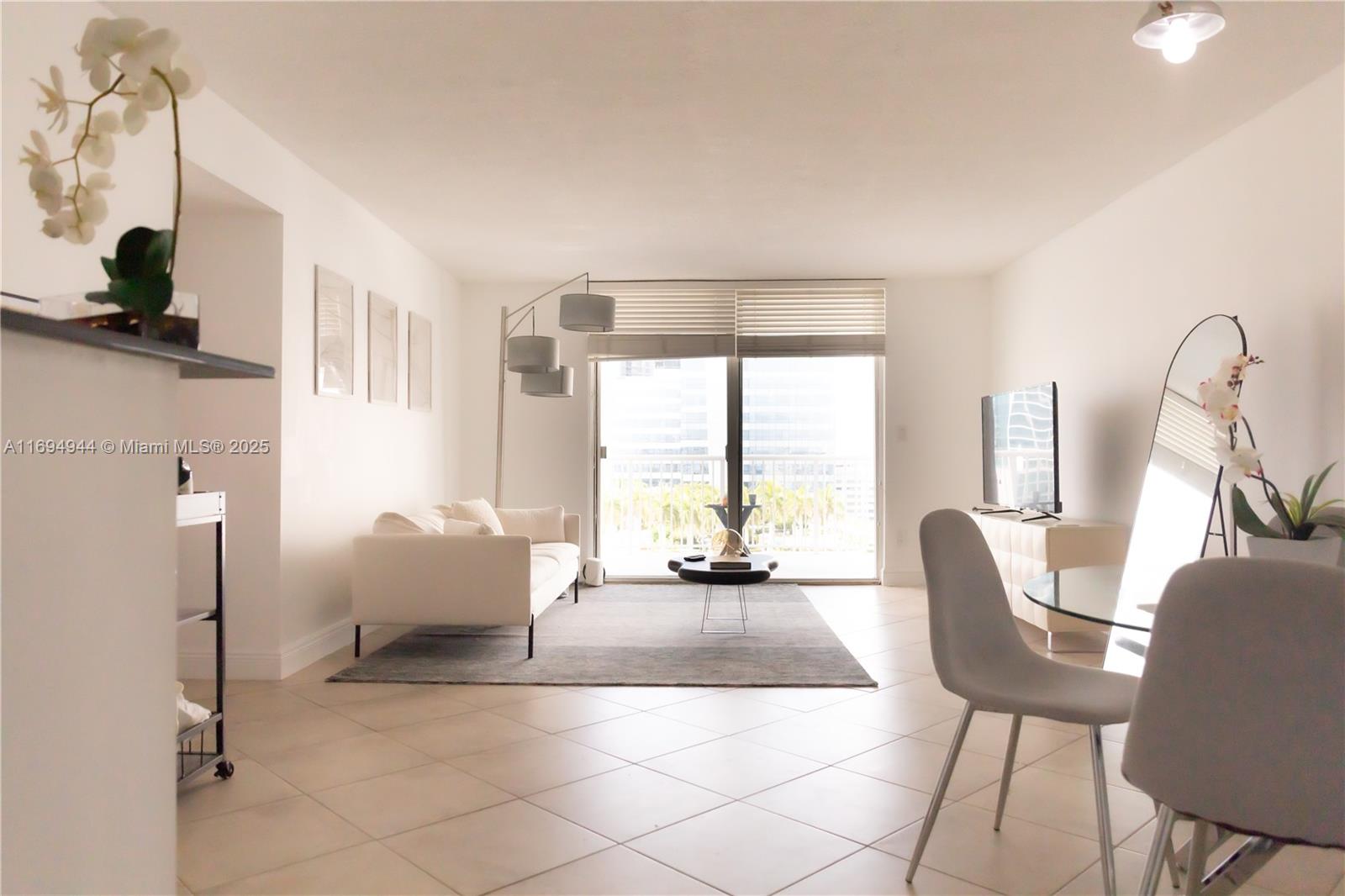 BAYSHORE PLACE CONDO - Residential