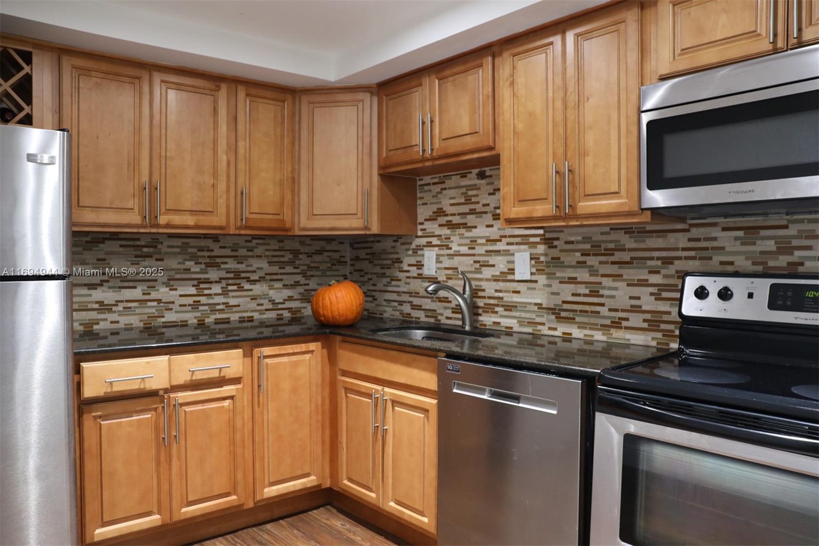 BAYSHORE PLACE CONDO - Residential