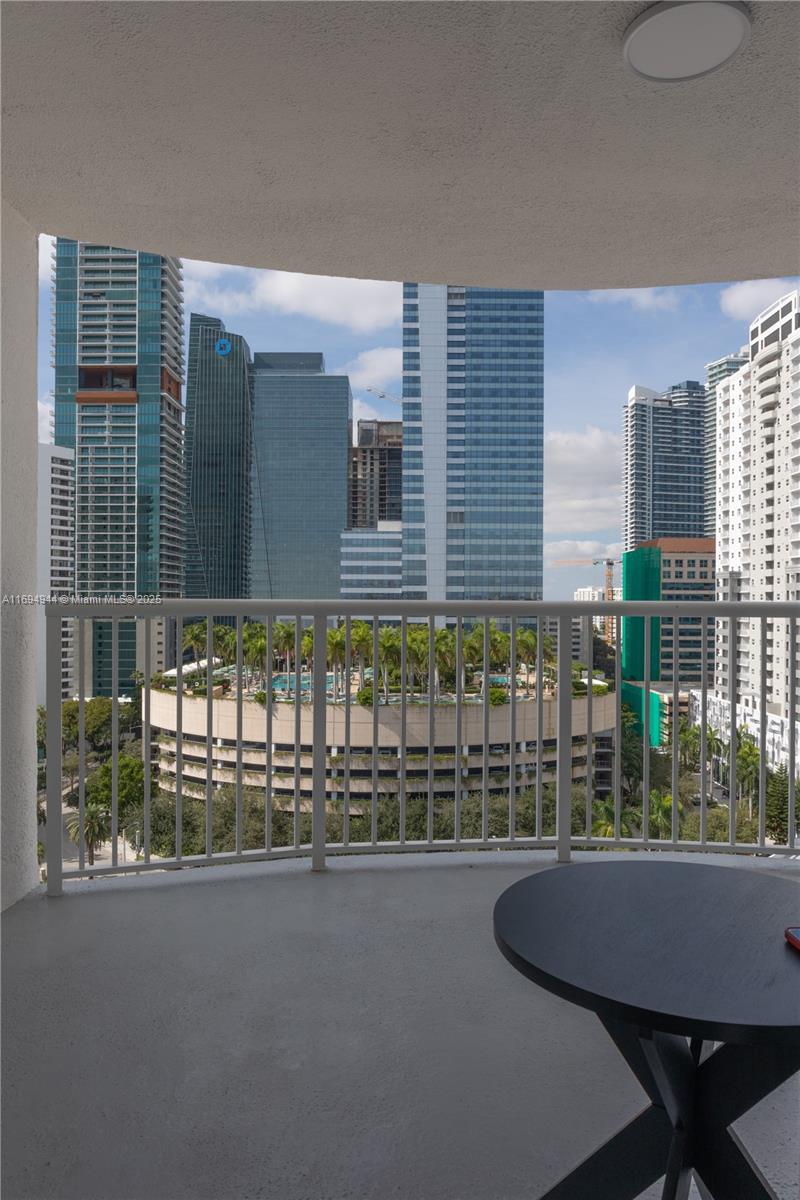 BAYSHORE PLACE CONDO - Residential