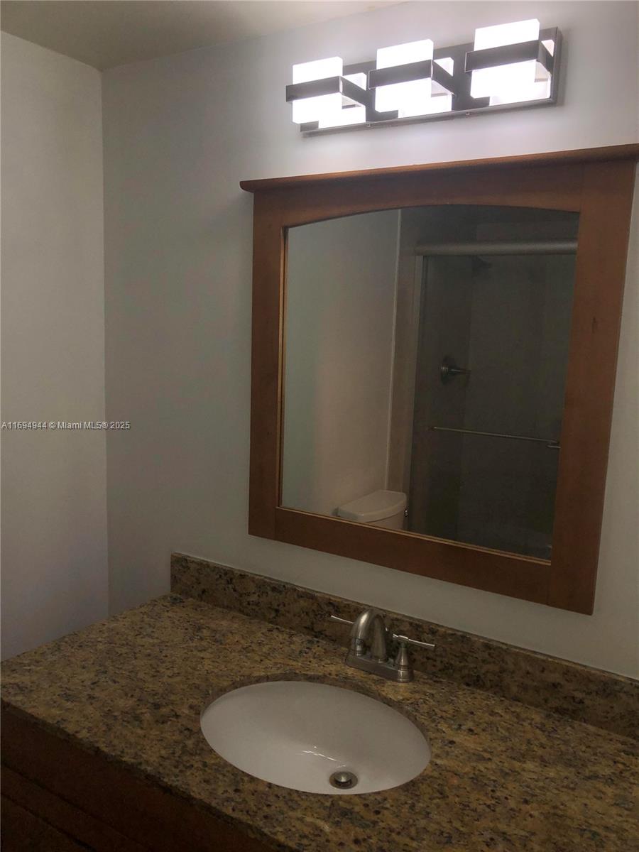 BAYSHORE PLACE CONDO - Residential