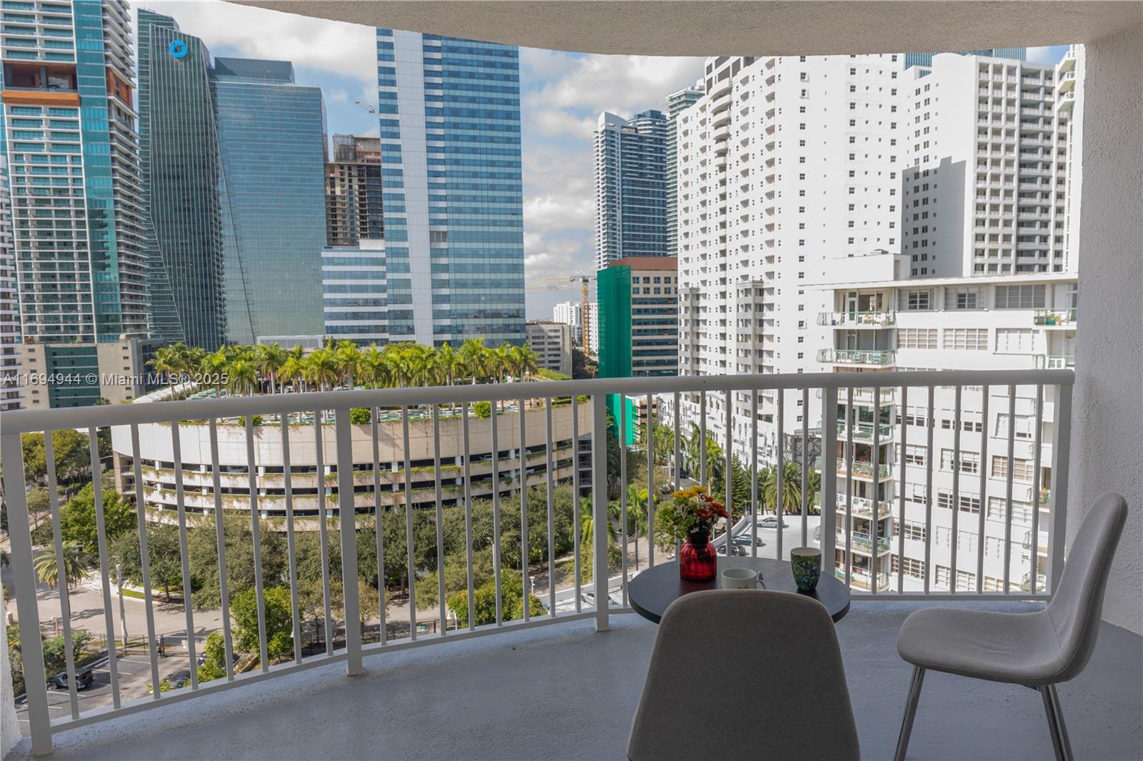BAYSHORE PLACE CONDO - Residential