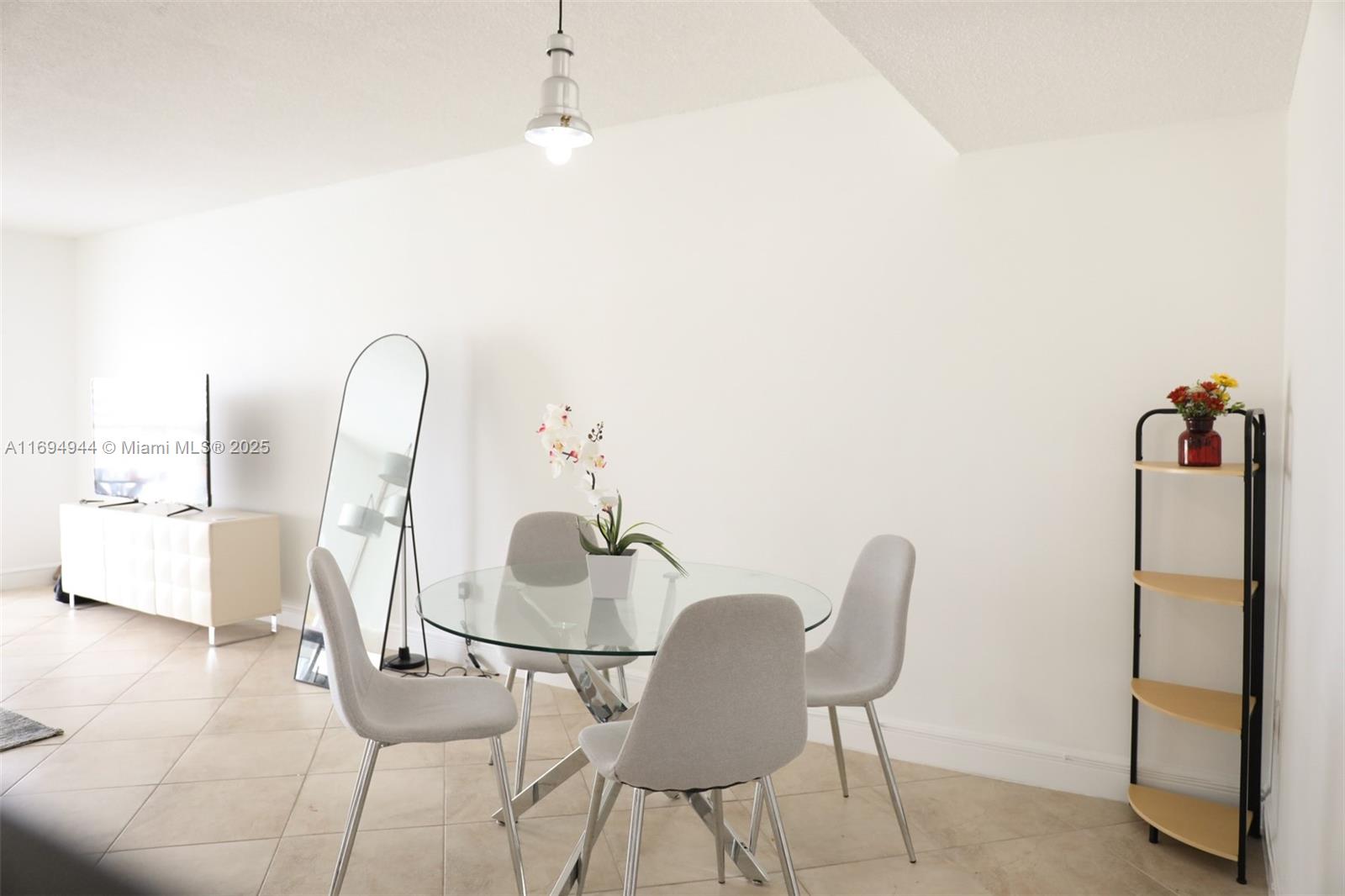 BAYSHORE PLACE CONDO - Residential
