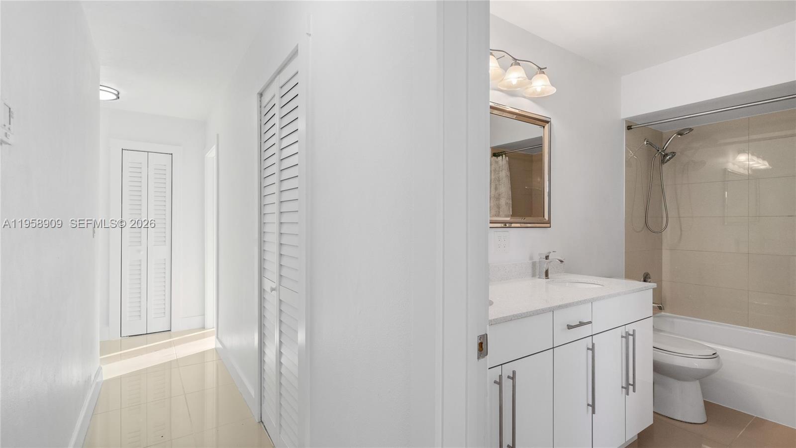 HEFTLER HOMES SUNSET PARK - Residential