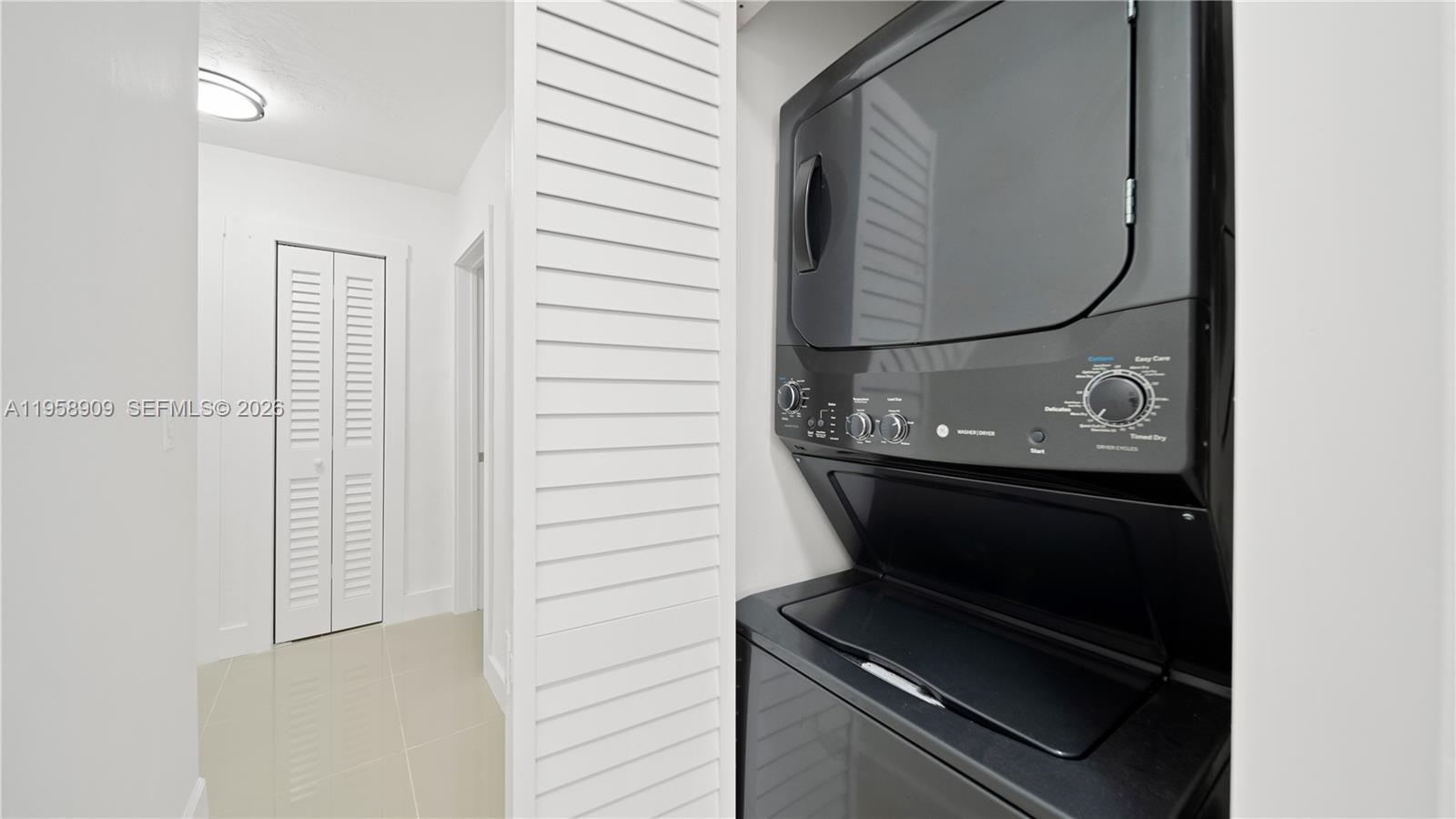 HEFTLER HOMES SUNSET PARK - Residential