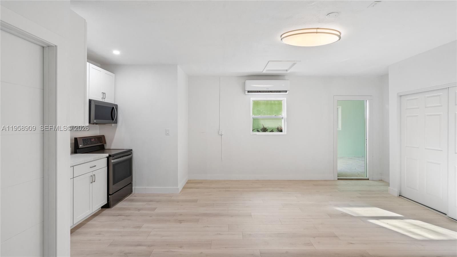 HEFTLER HOMES SUNSET PARK - Residential