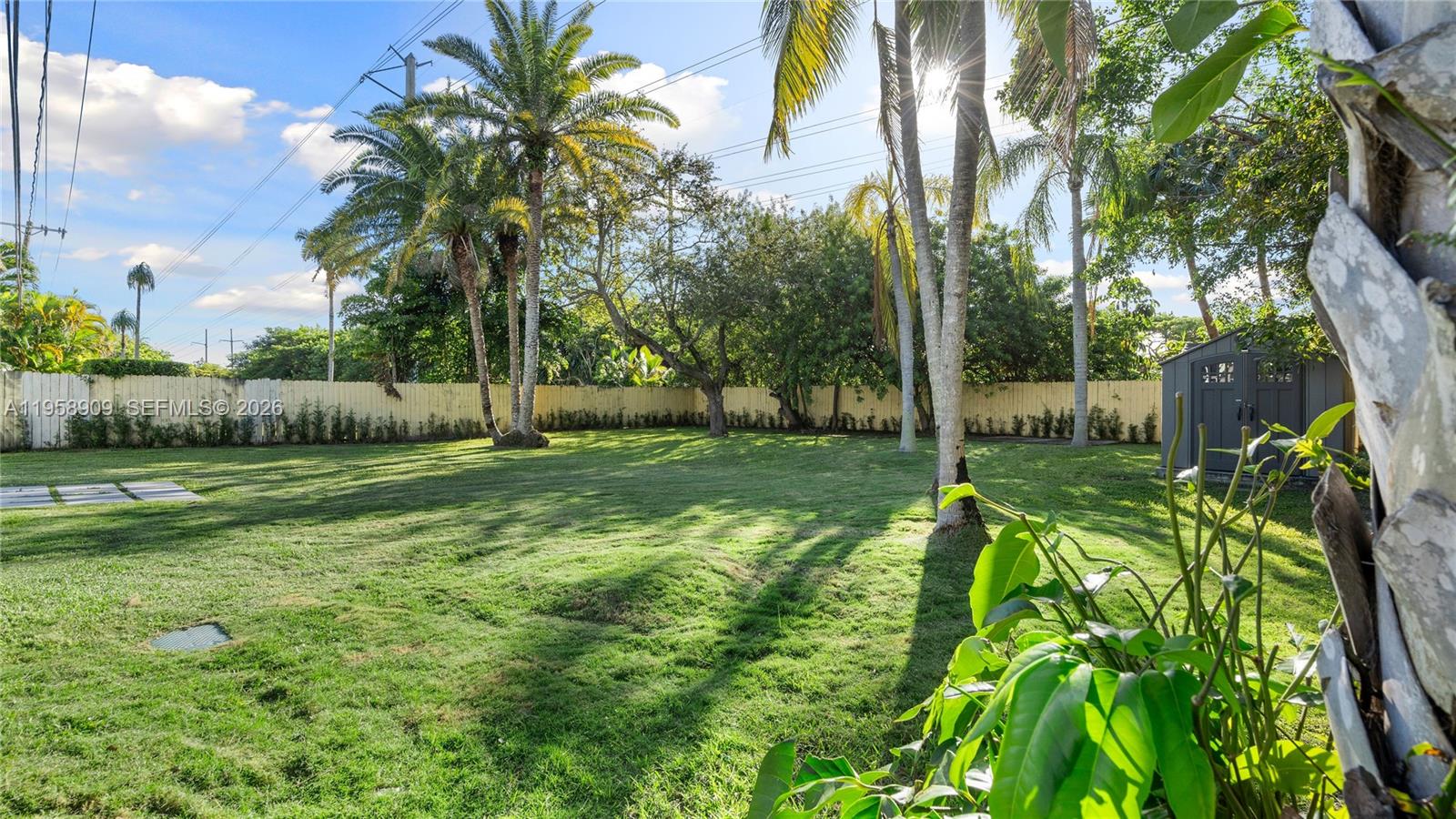 HEFTLER HOMES SUNSET PARK - Residential