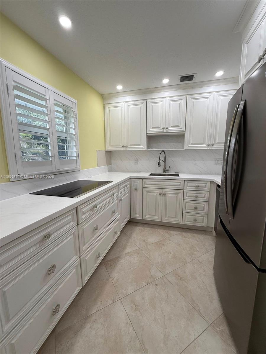 CEDAR POINTE CONDO - Residential