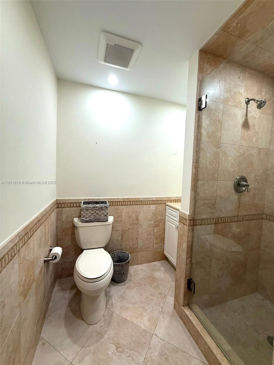 CEDAR POINTE CONDO - Residential