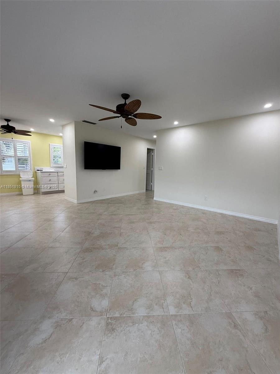 CEDAR POINTE CONDO - Residential