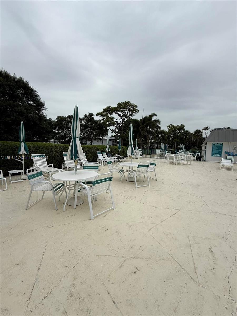 CEDAR POINTE CONDO - Residential