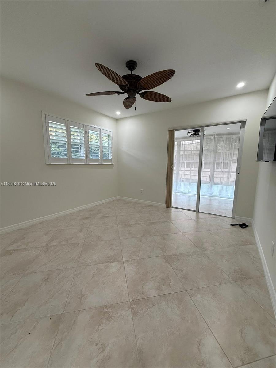 CEDAR POINTE CONDO - Residential