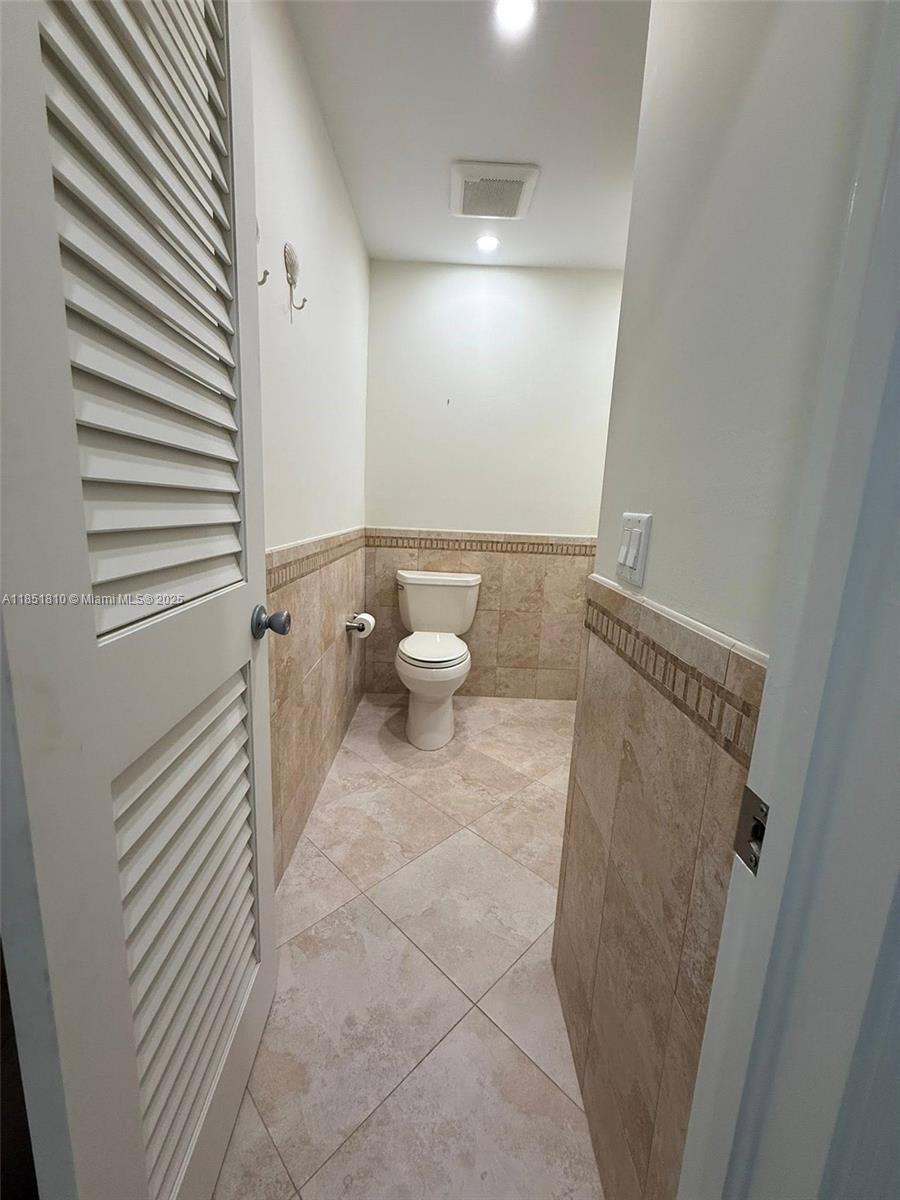 CEDAR POINTE CONDO - Residential
