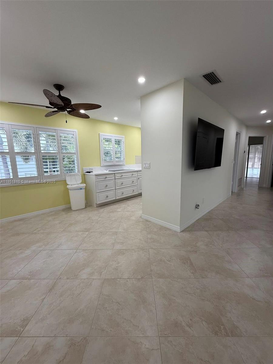 CEDAR POINTE CONDO - Residential
