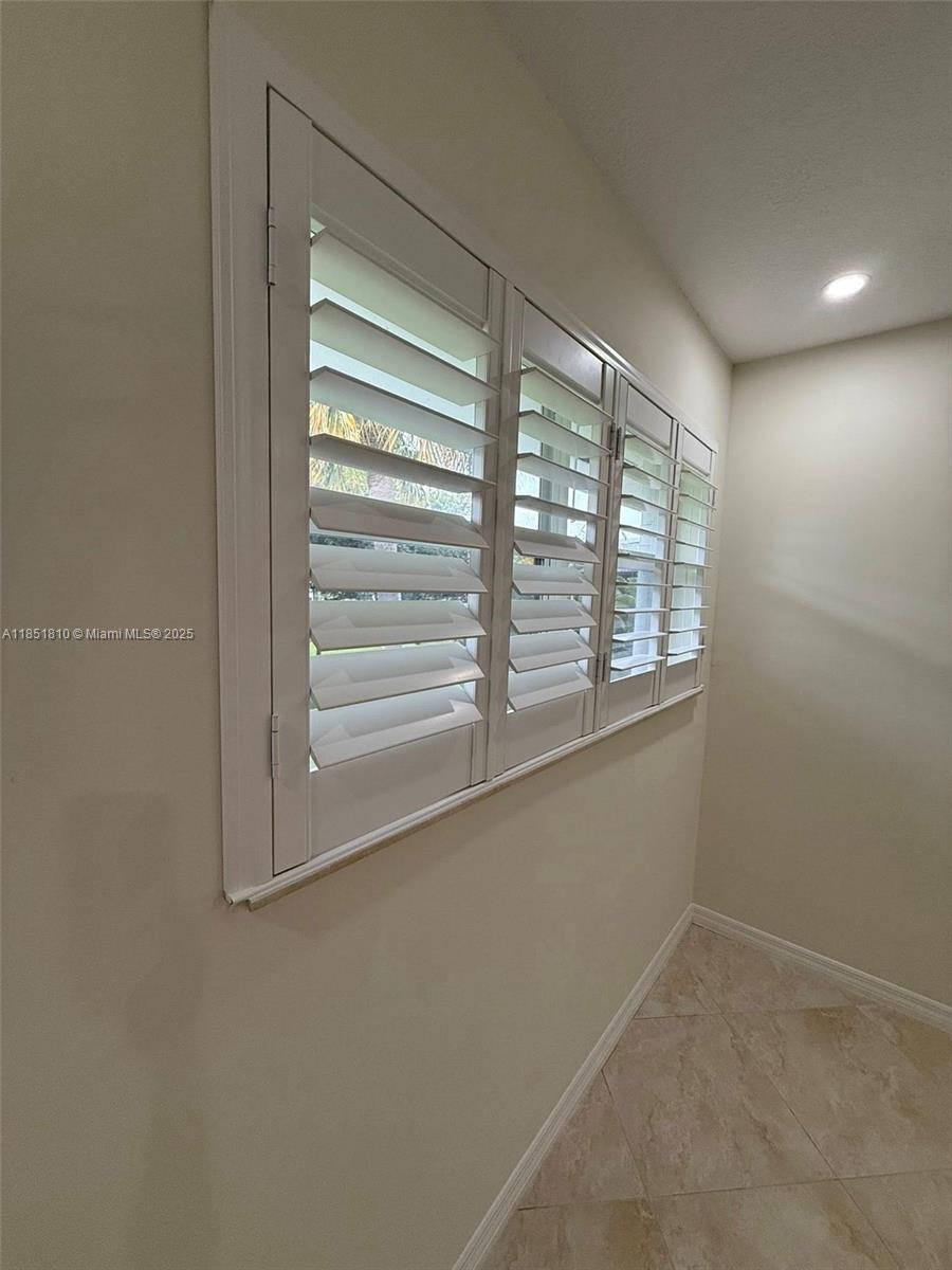 CEDAR POINTE CONDO - Residential