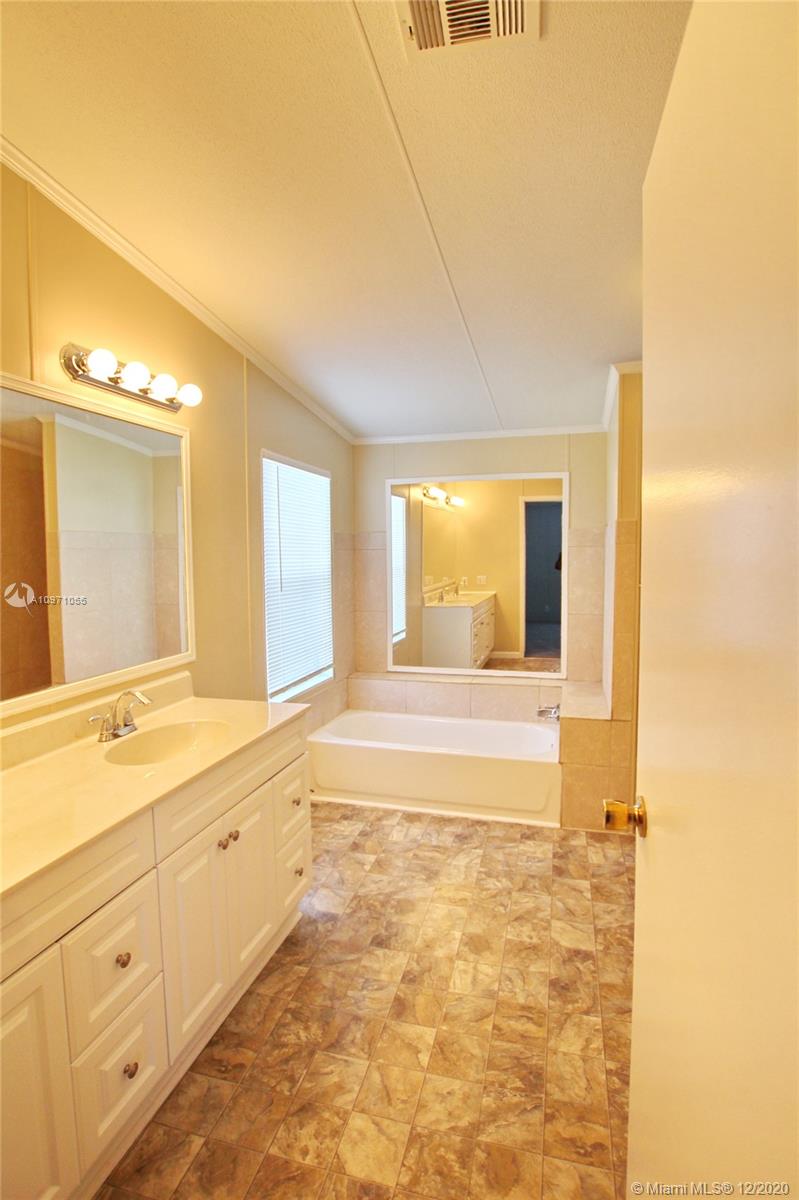 Lakeport - Residential