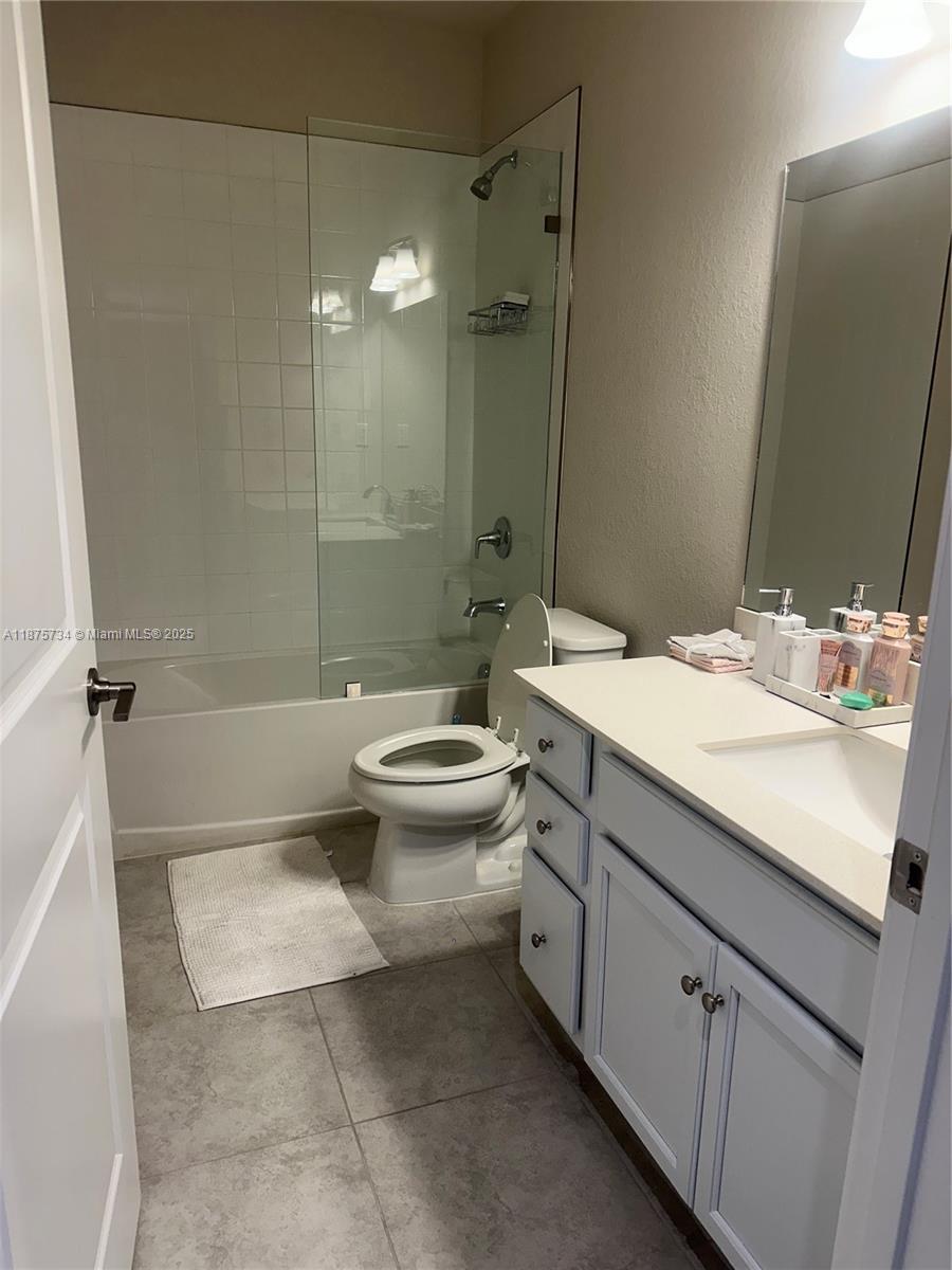 COSTA BLANCA VILLAS - Residential Lease