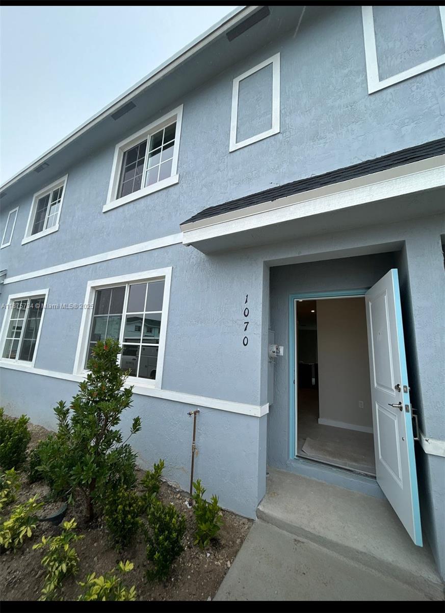 COSTA BLANCA VILLAS - Residential Lease