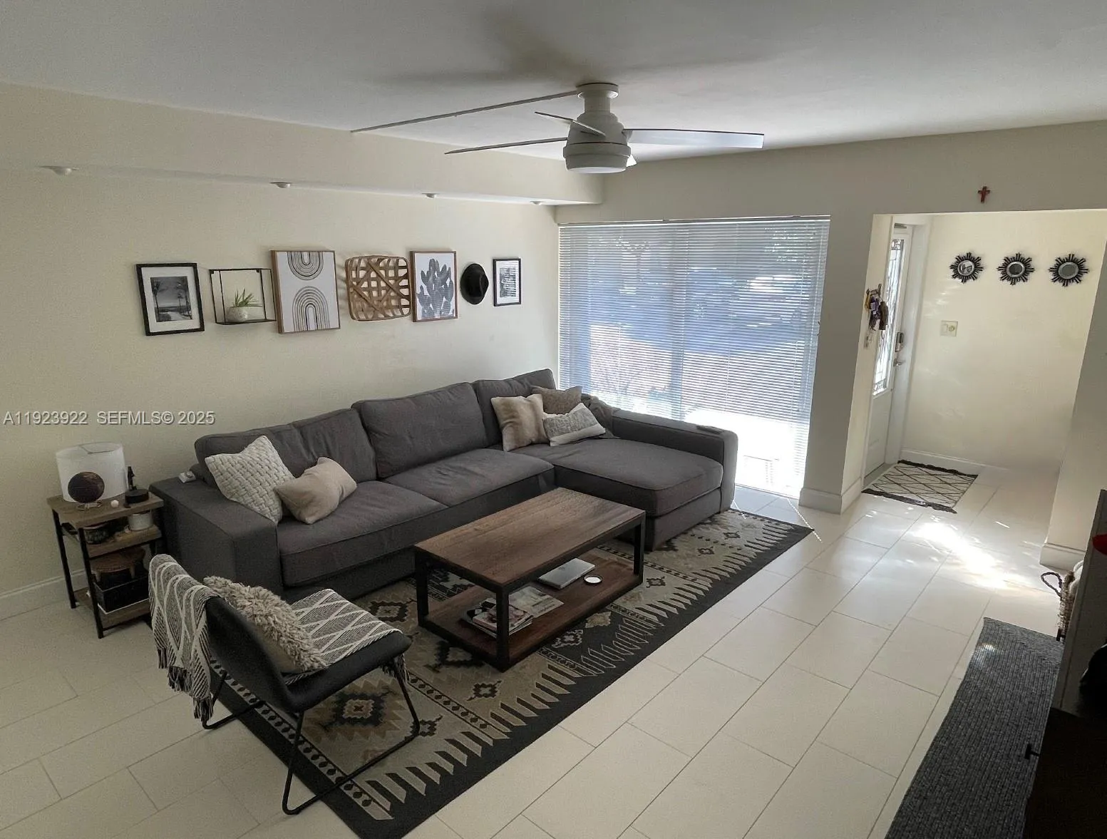 Lauderdale By The Sea, Florida 33308, United States, 2 Bedrooms Bedrooms, ,3 BathroomsBathrooms,Residential,Active,250838