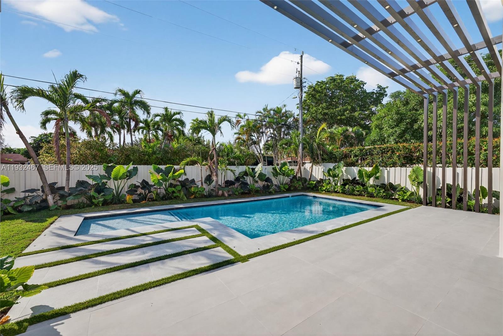 SPRING VIEW - Residential