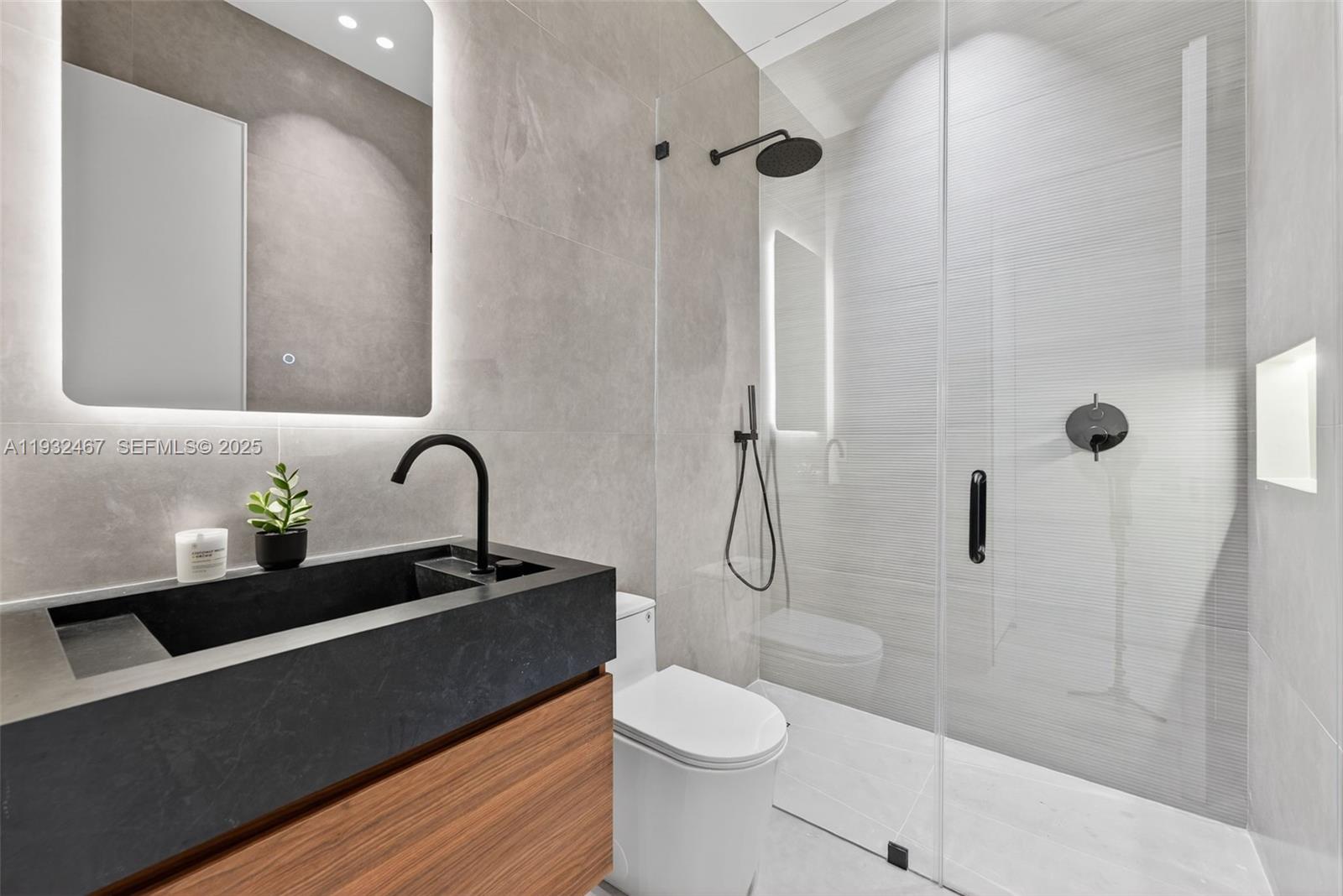 SPRING VIEW - Residential