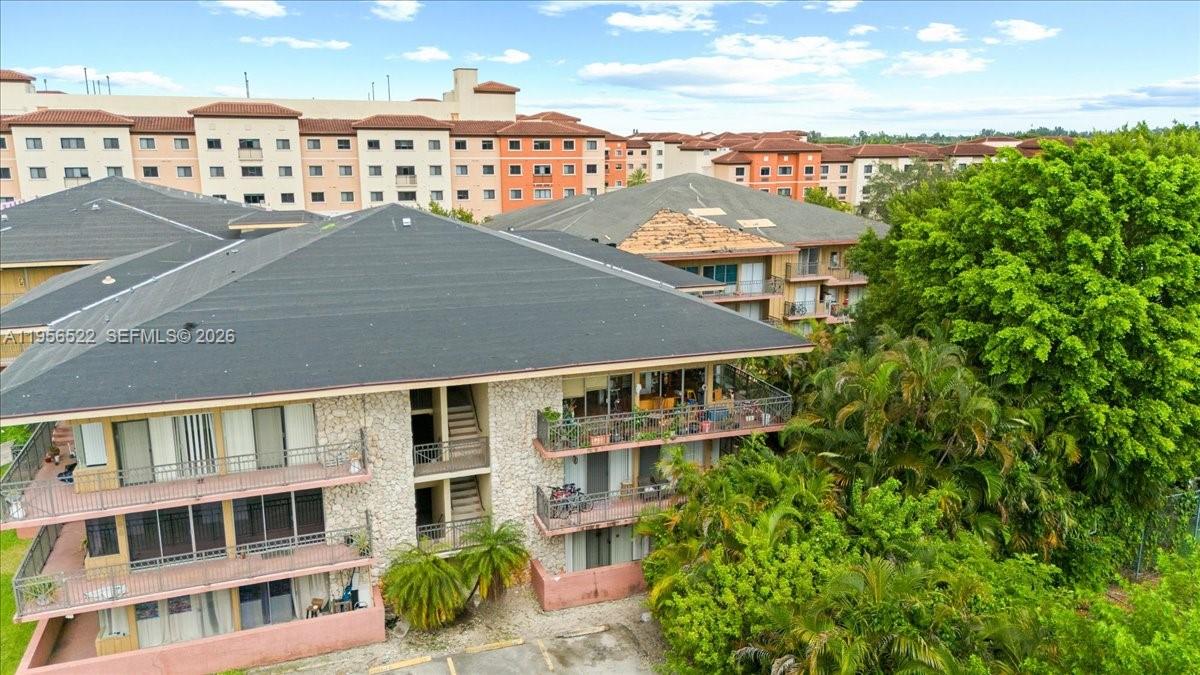 EMERALD ISLES WEST PHASE - Residential