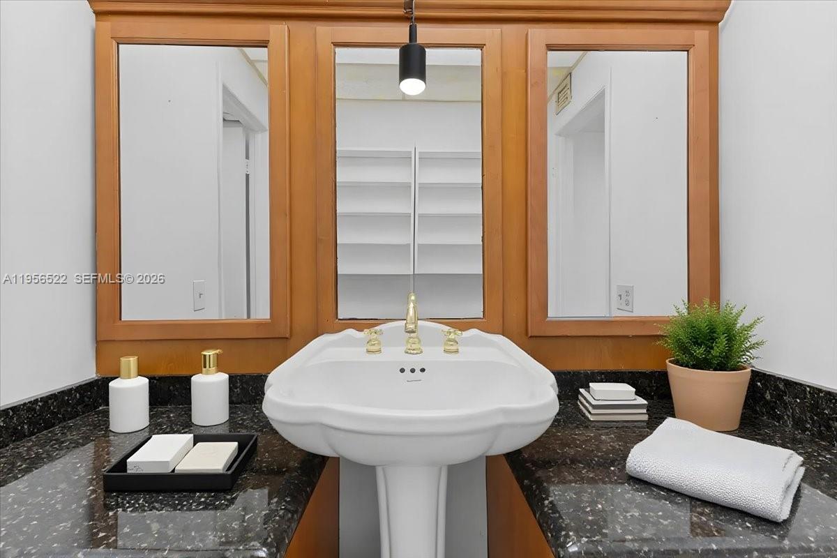 EMERALD ISLES WEST PHASE - Residential