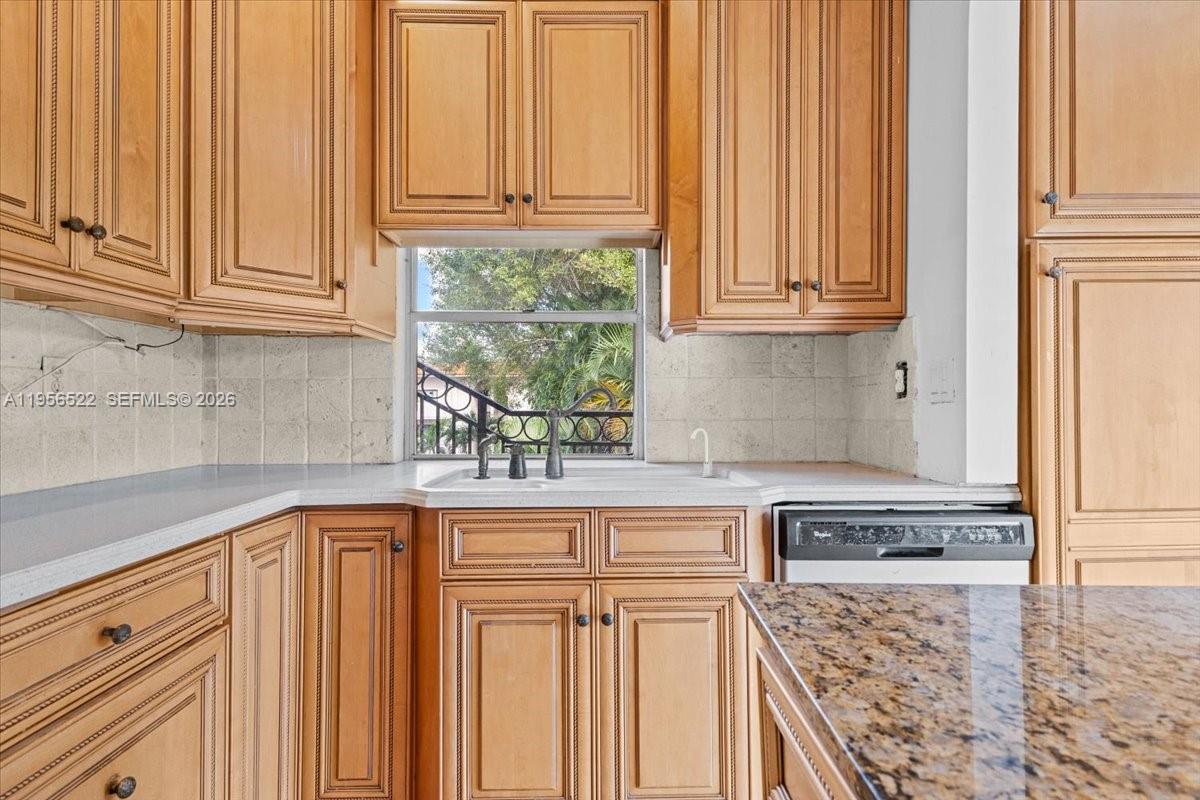 EMERALD ISLES WEST PHASE - Residential