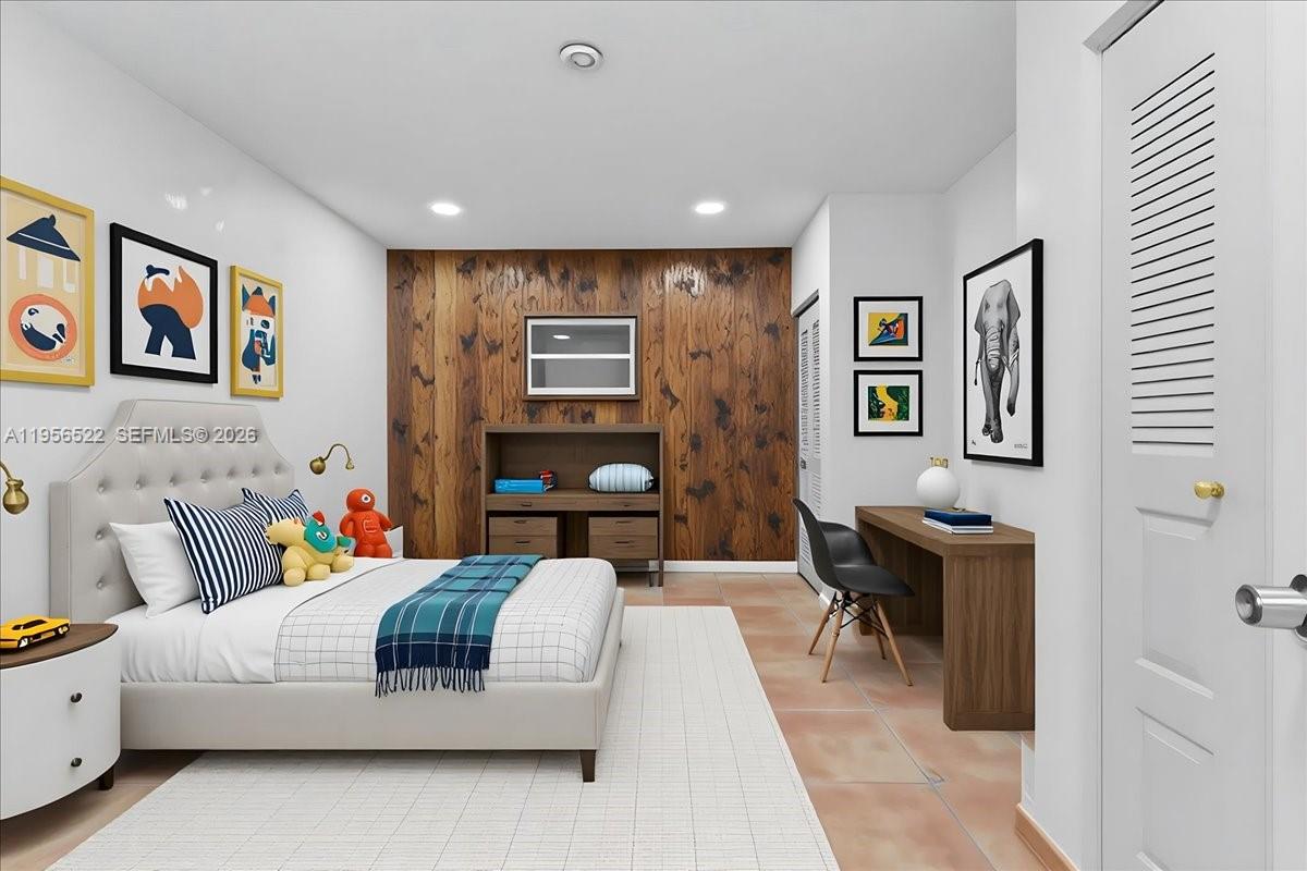 EMERALD ISLES WEST PHASE - Residential