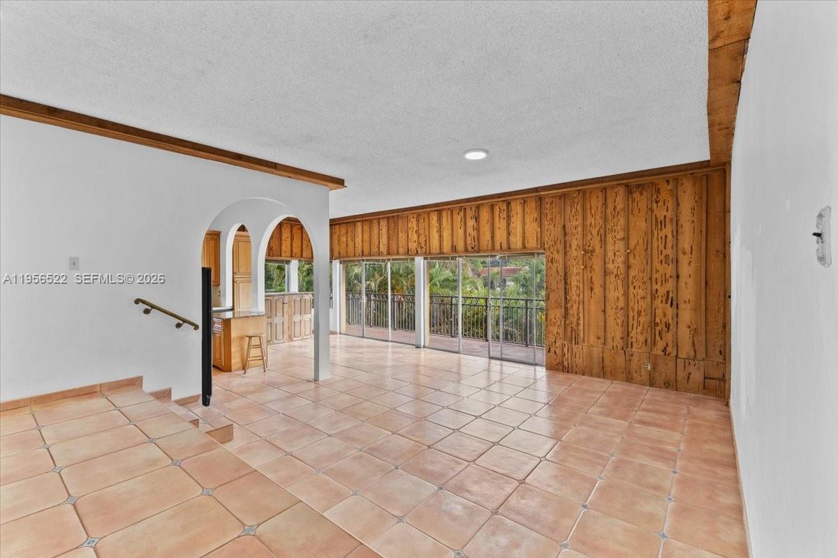 EMERALD ISLES WEST PHASE - Residential