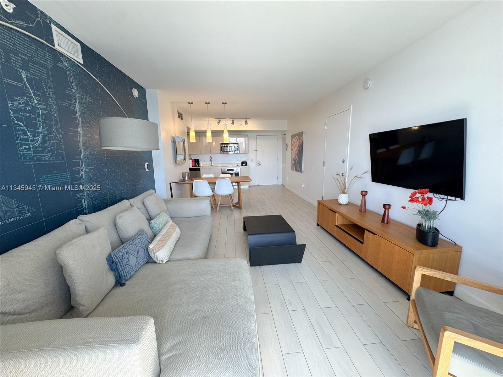 BEACHWALK CONDOMINIUM - Residential