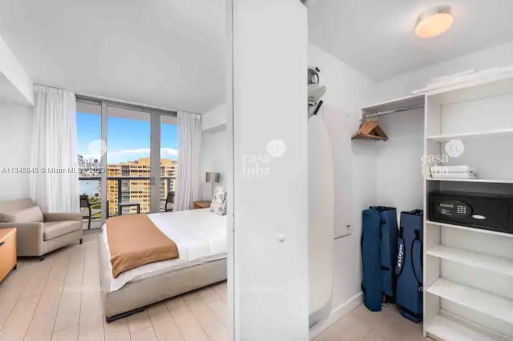 BEACHWALK CONDOMINIUM - Residential