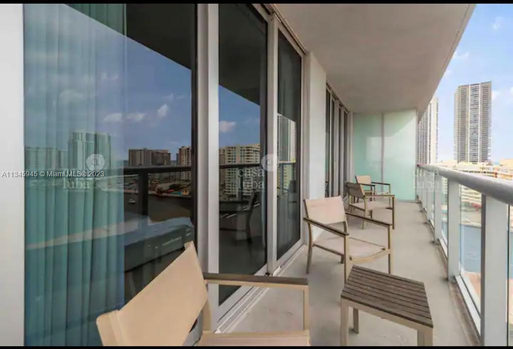 2602 E HALLANDALE BEACH BLVD R1409