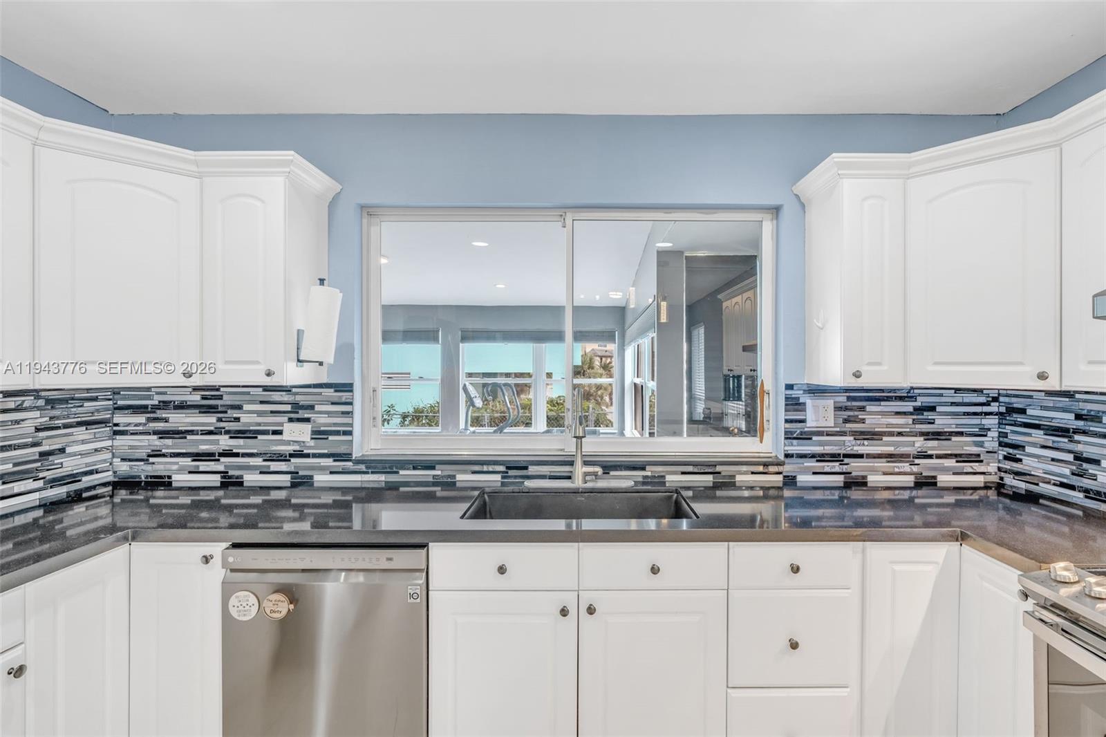 LARGO SOUND VILLAGE - Residential