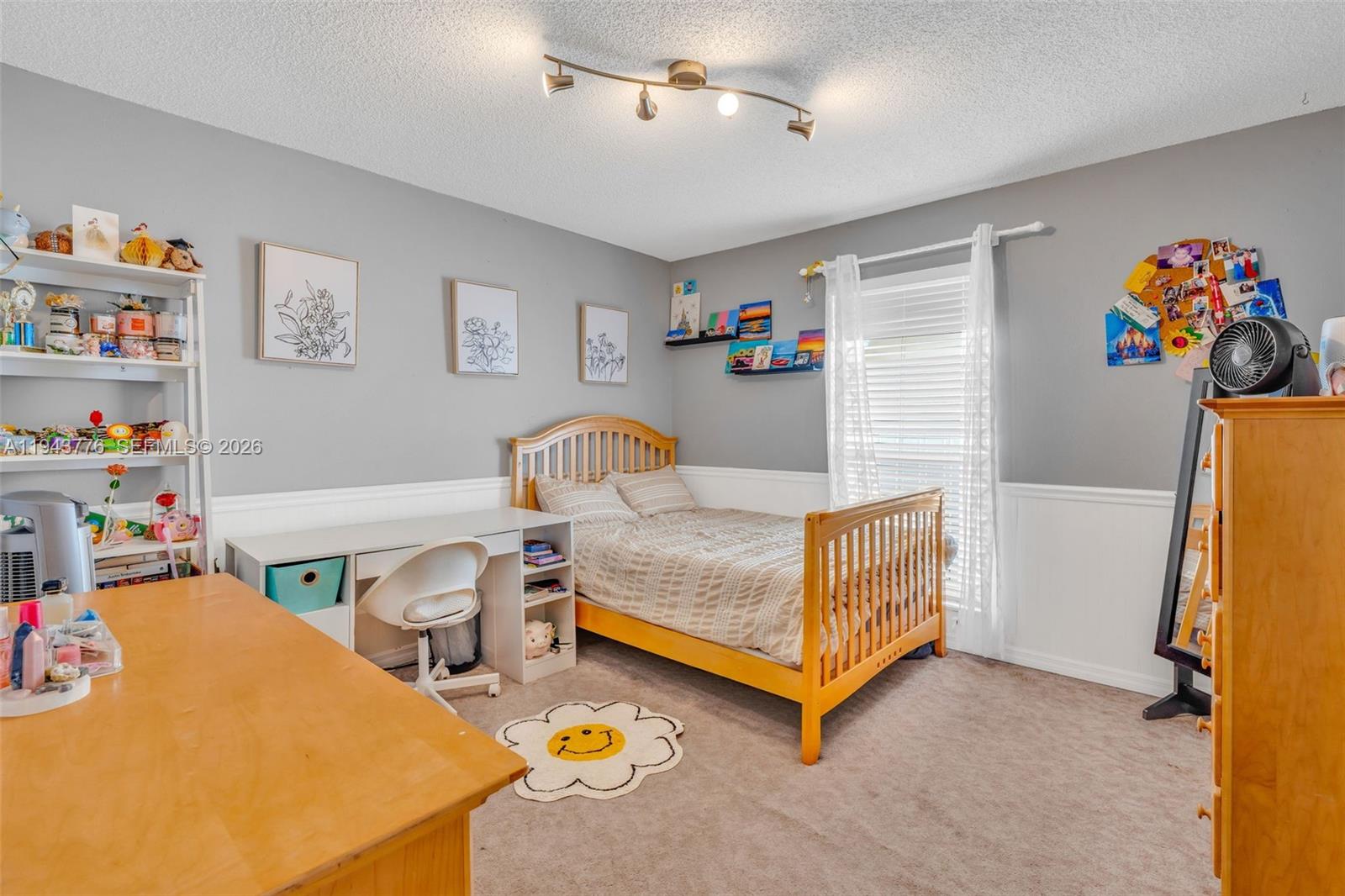 LARGO SOUND VILLAGE - Residential