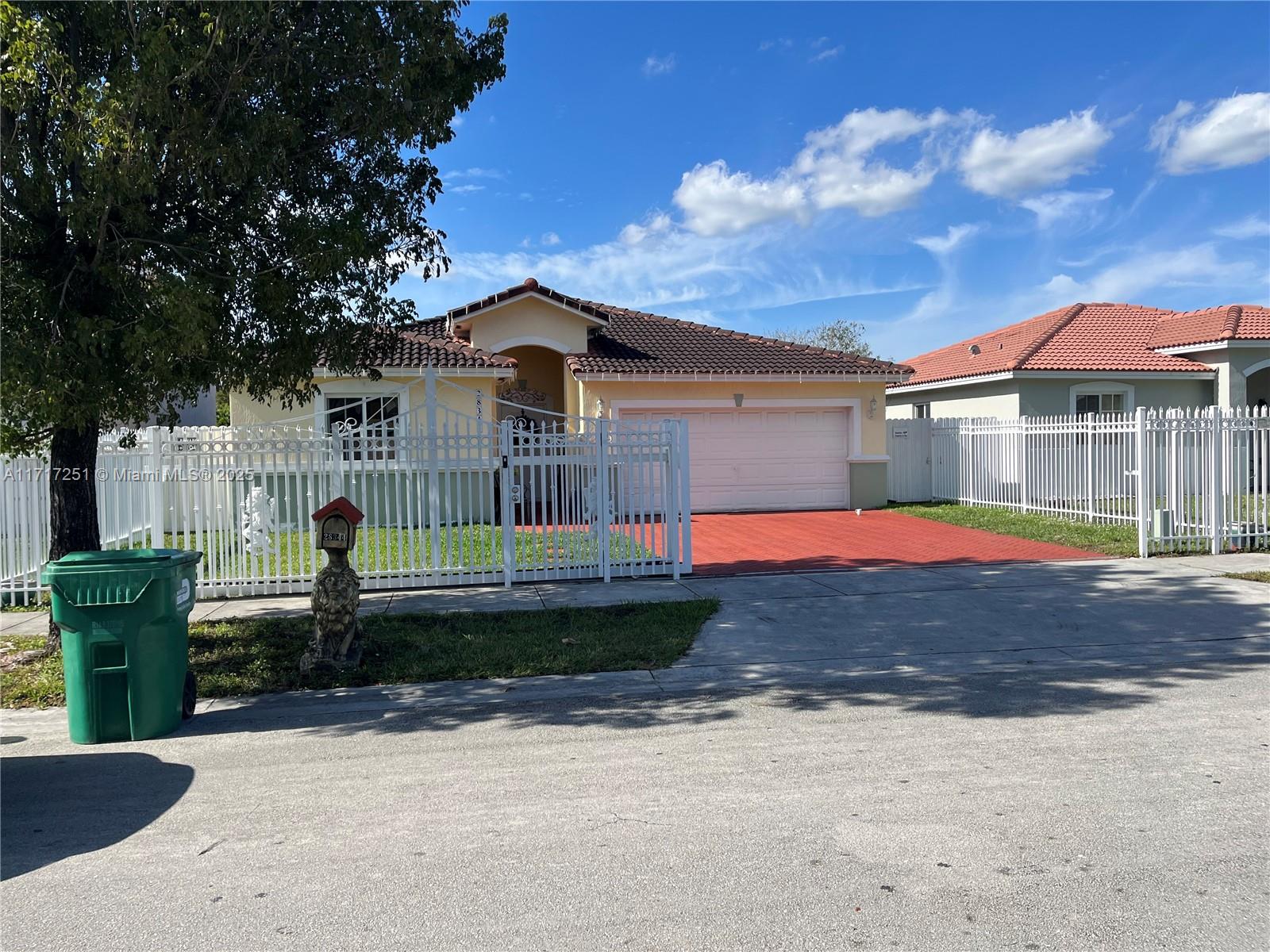 Property for Sale at 28344 Sw 133rd Ave, Homestead, Miami-Dade County, Florida - Bedrooms: 3 
Bathrooms: 3  - $499,000