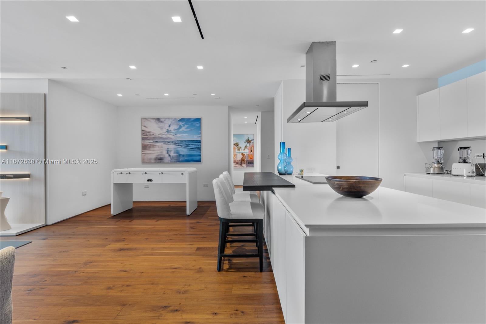 CONTINUUM ON SOUTH BEACH - Residential Lease