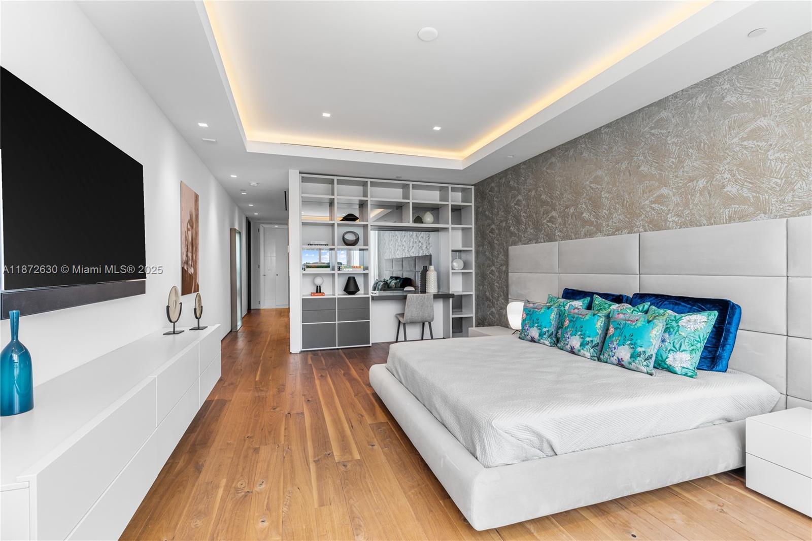 CONTINUUM ON SOUTH BEACH - Residential Lease