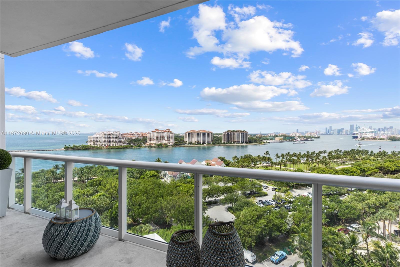 CONTINUUM ON SOUTH BEACH - Residential Lease