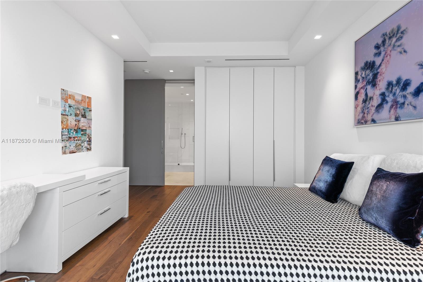 CONTINUUM ON SOUTH BEACH - Residential Lease