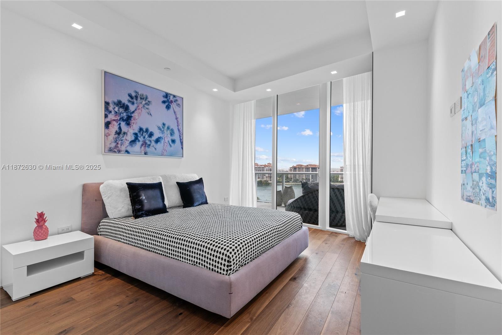 CONTINUUM ON SOUTH BEACH - Residential Lease