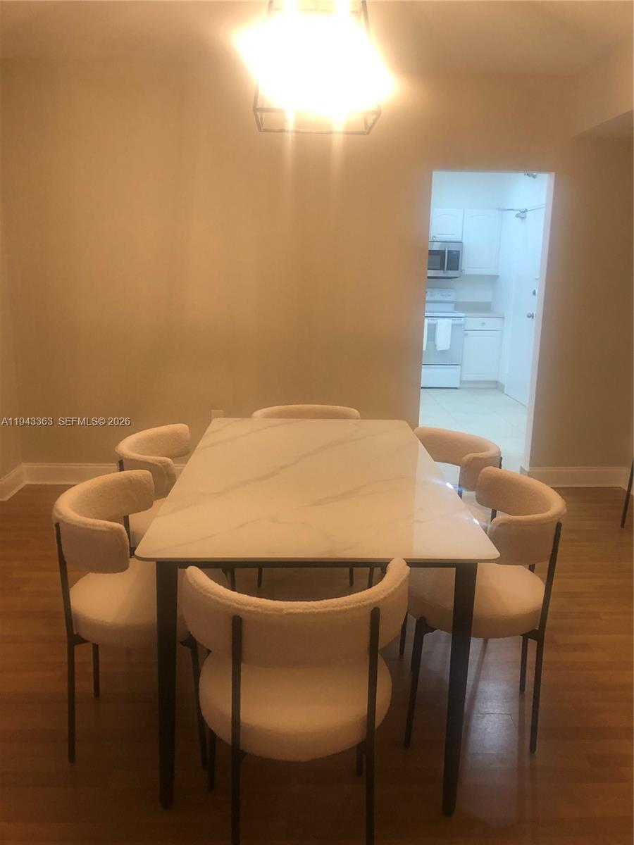 THE PLAZA OF BAL HARBOUR - Residential